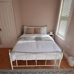 Studio In The Heart Of Walthamstow Village