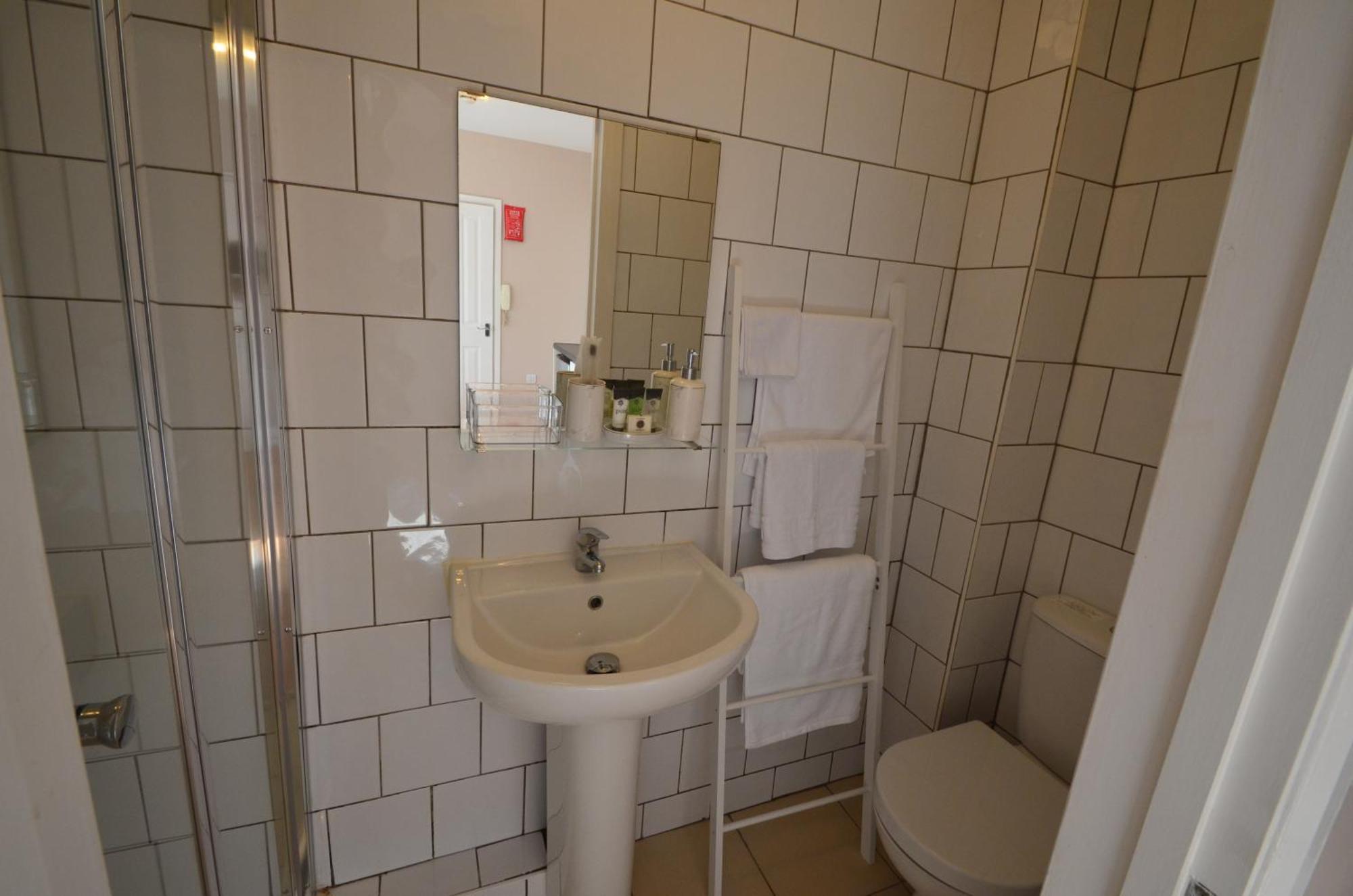 In The Heart Of Walthamstow Village Apartment